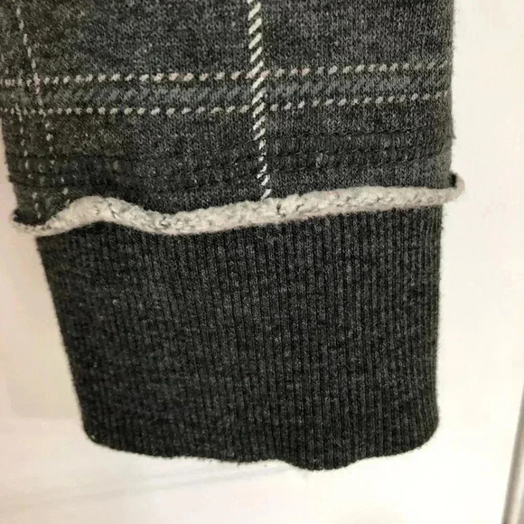 Bluenotes Grey Fitted Hoodie Size Medium - Picture 2 of 16